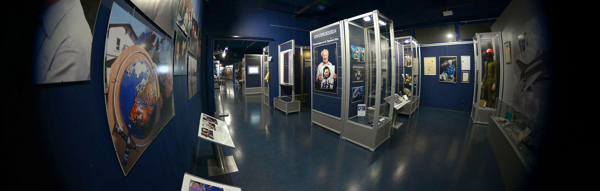 Foto: Ausstellung, Exposition 'Unvergessen'
